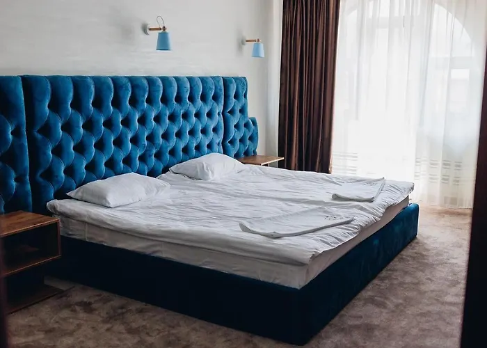 River Stone Hotel