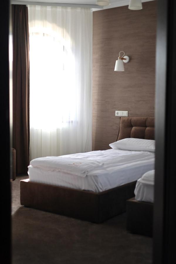 Hotel River Stone